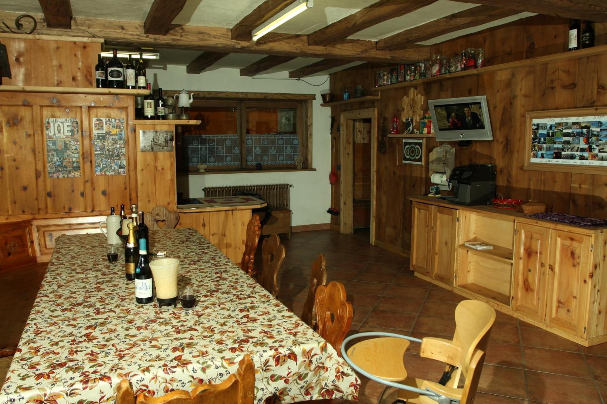 Art Apartments Casa Lapis Ливиньо Экстерьер фото