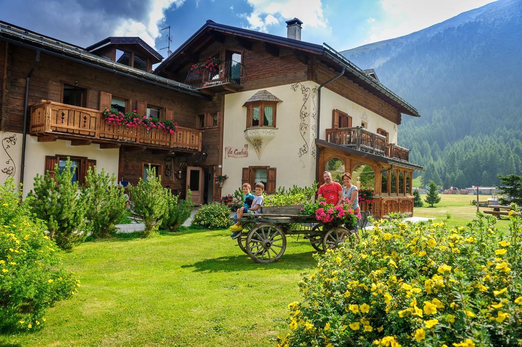 Art Apartments Casa Lapis Ливиньо Экстерьер фото